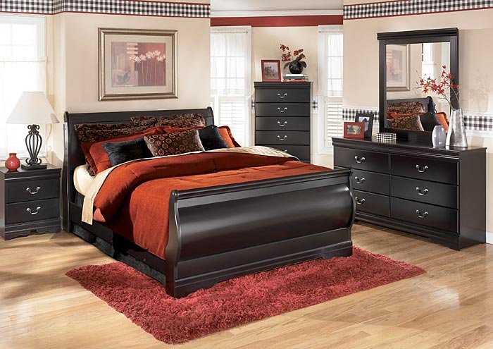 Huey Vineyard Queen Sleigh Bed,Signature Design by Ashley