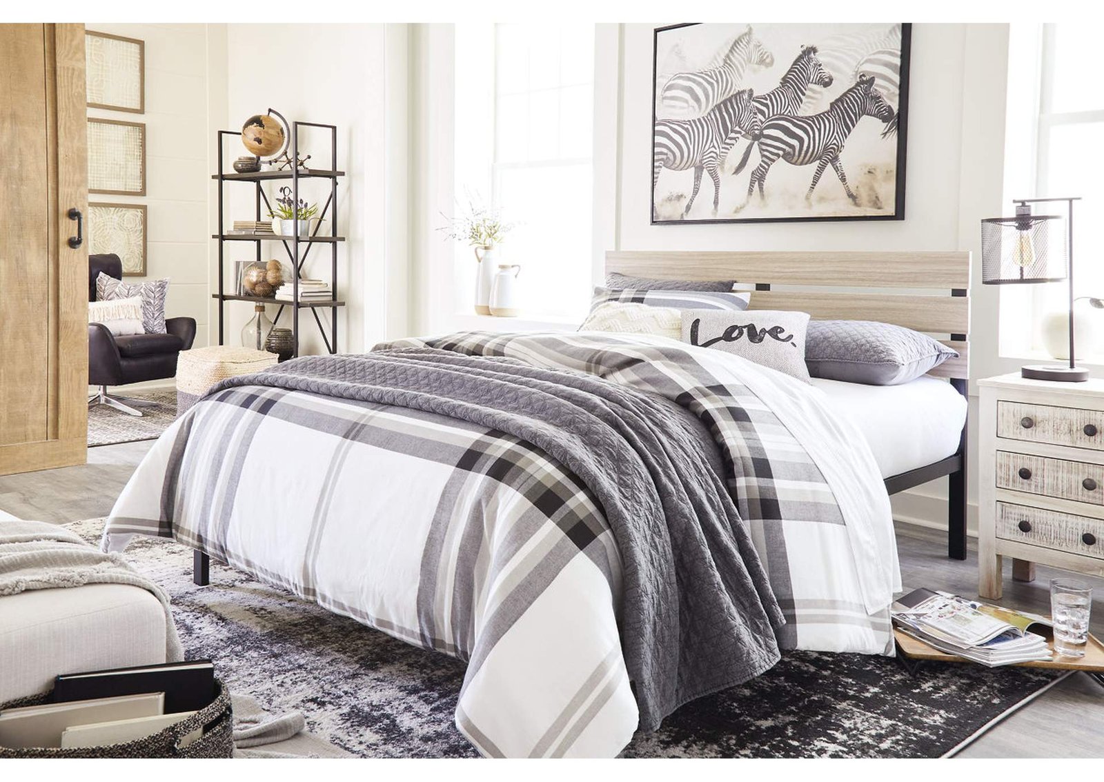 Waylowe Queen Platform Bed,Signature Design By Ashley